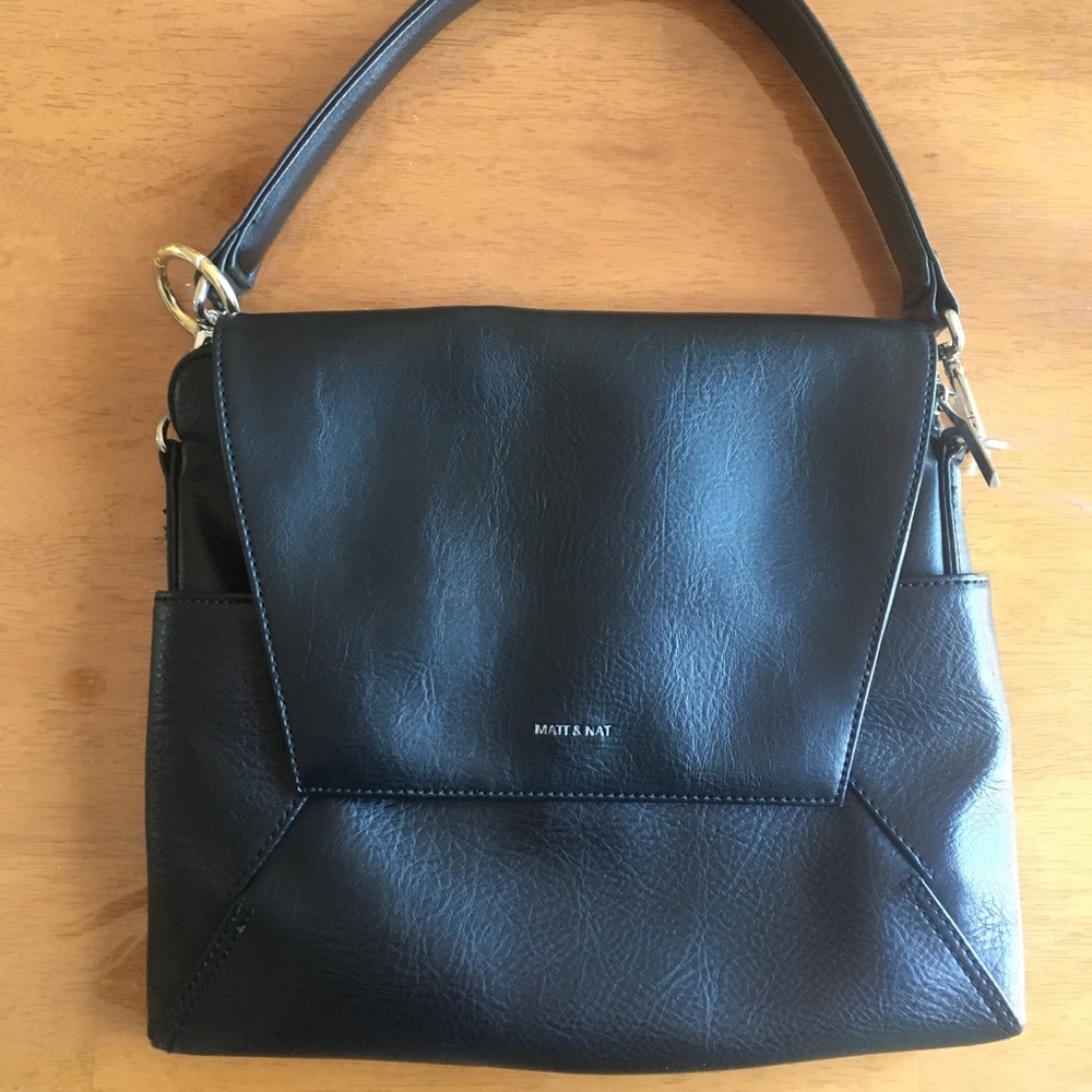 Matt & Nat Black shoulder and crossbody bag